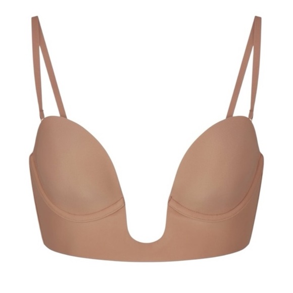 NEW SKIMS deep plunge bra in sienna - Picture 3 of 6